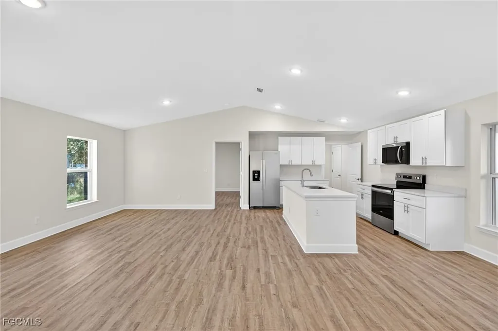 1706 NW 5th Street Cape Coral FL 33993