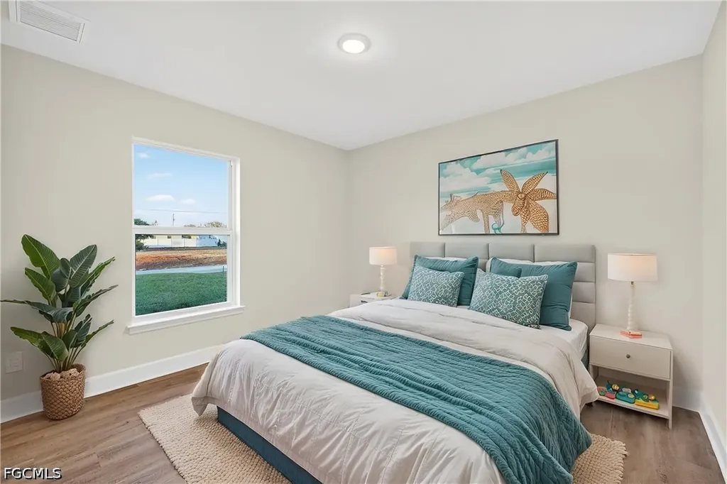 1706 NW 5th Street Cape Coral FL 33993