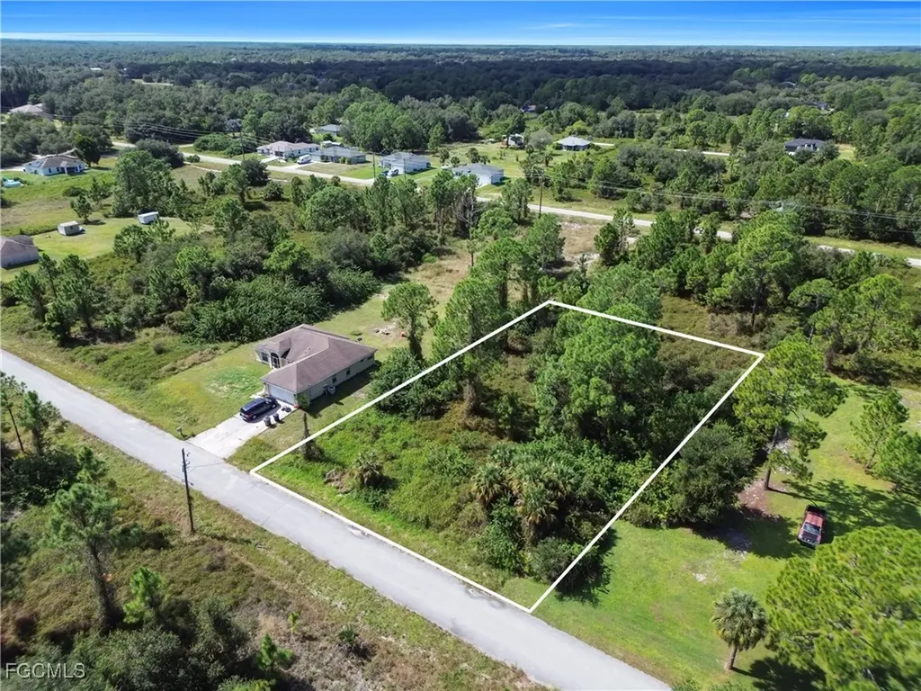 1915 Louis Avenue Lehigh Acres FL 33972