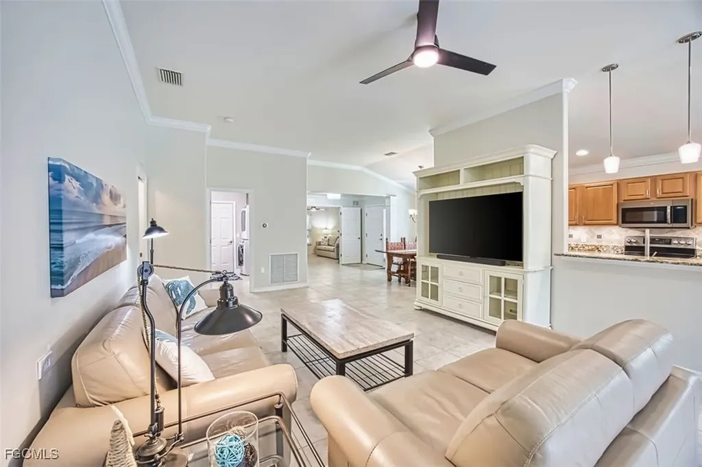 9543 Hemingway Lane Fort Myers FL 33913