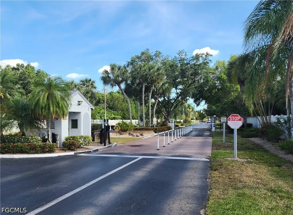 4632 Blackberry Drive Fort Myers FL 33905