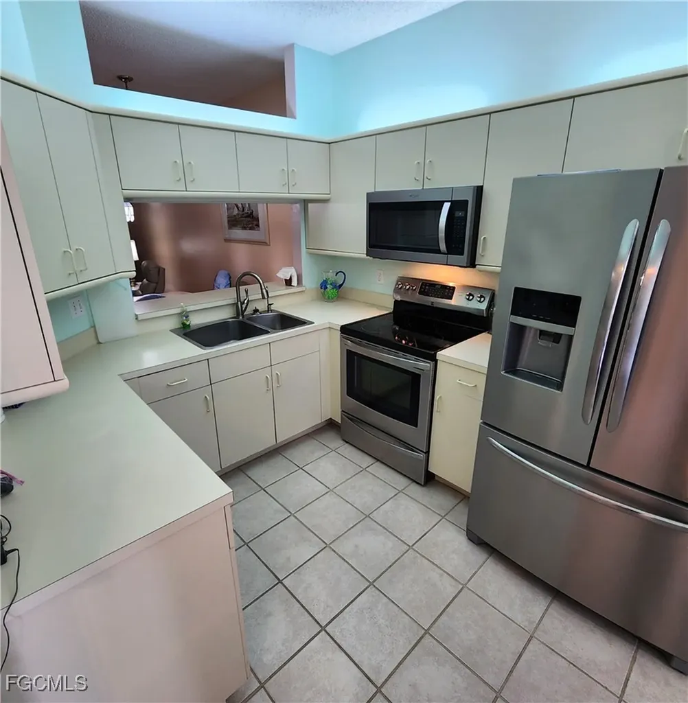 4632 Blackberry Drive Fort Myers FL 33905