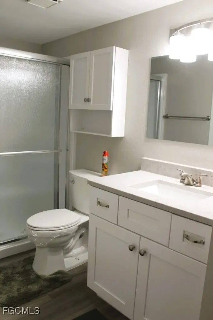 16881 Davis Road Fort Myers FL 33908