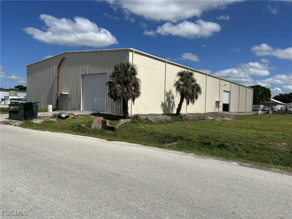 3065 Cranford Avenue Fort Myers FL 33901