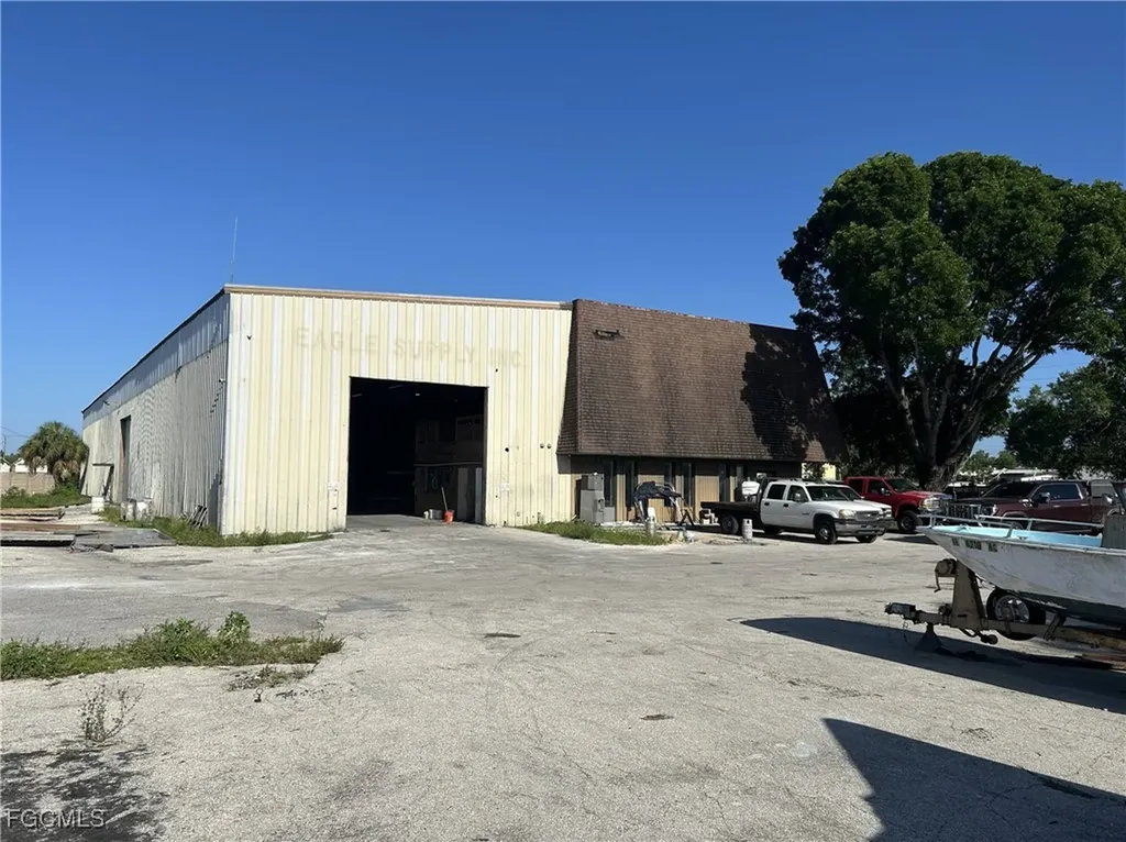 3065 Cranford Avenue Fort Myers FL 33901