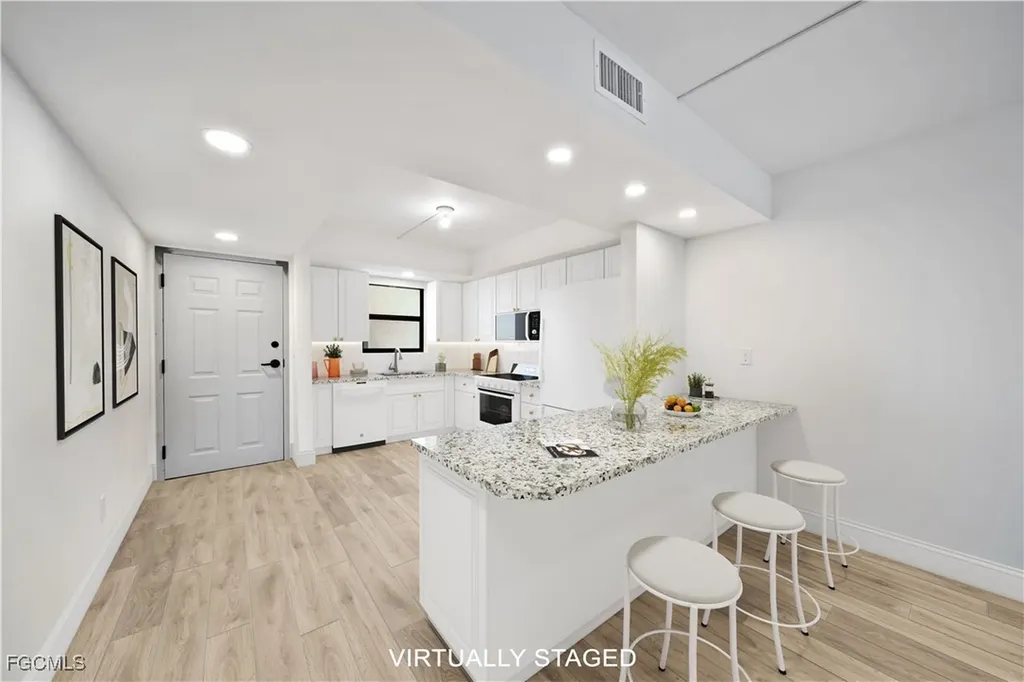 2737 W Gulf Drive Sanibel FL 33957