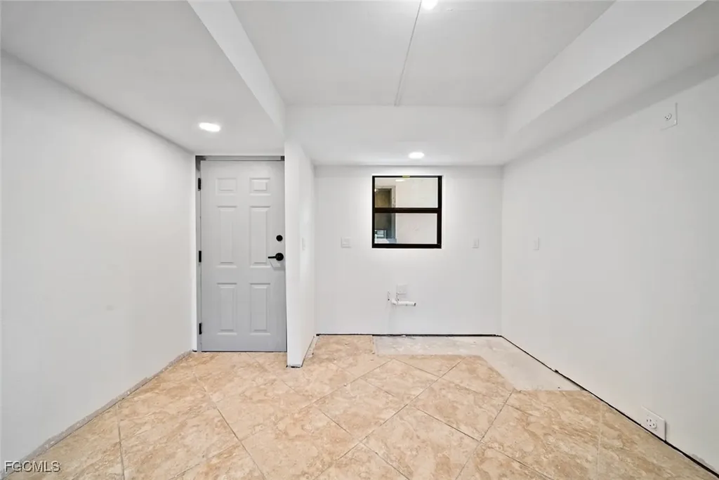 2737 W Gulf Drive Sanibel FL 33957