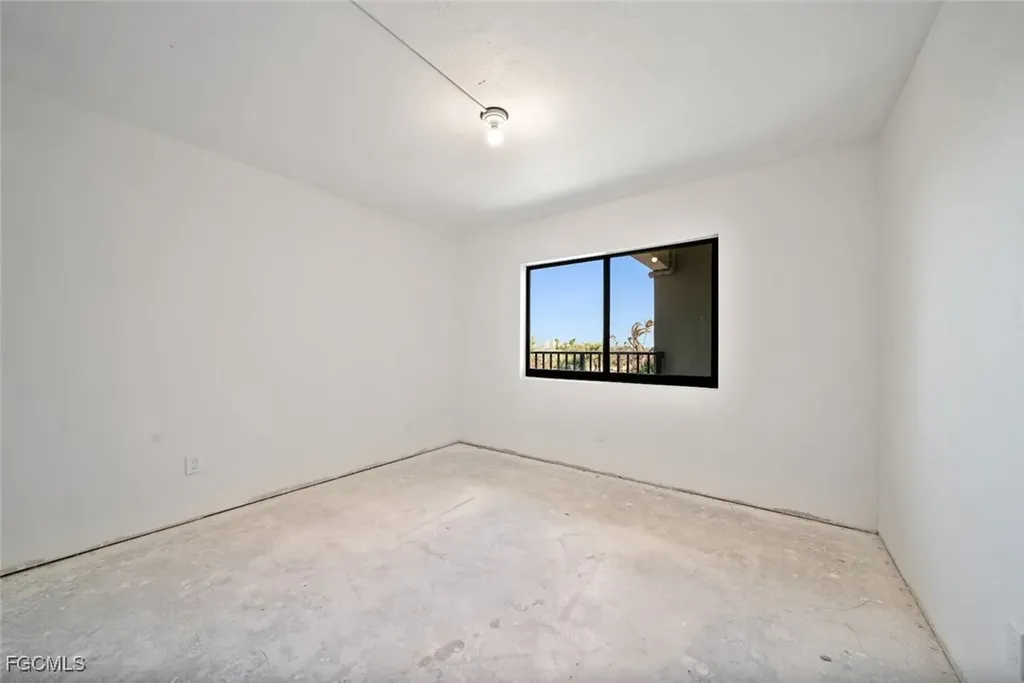 2737 W Gulf Drive Sanibel FL 33957