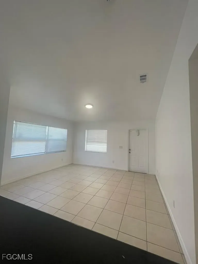 1248 Columbus Boulevard Fort Myers FL 33913