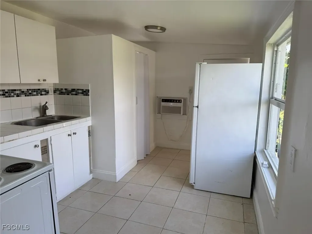 1248 Columbus Boulevard Fort Myers FL 33913