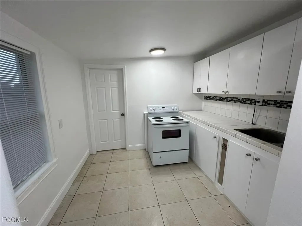 1248 Columbus Boulevard Fort Myers FL 33913