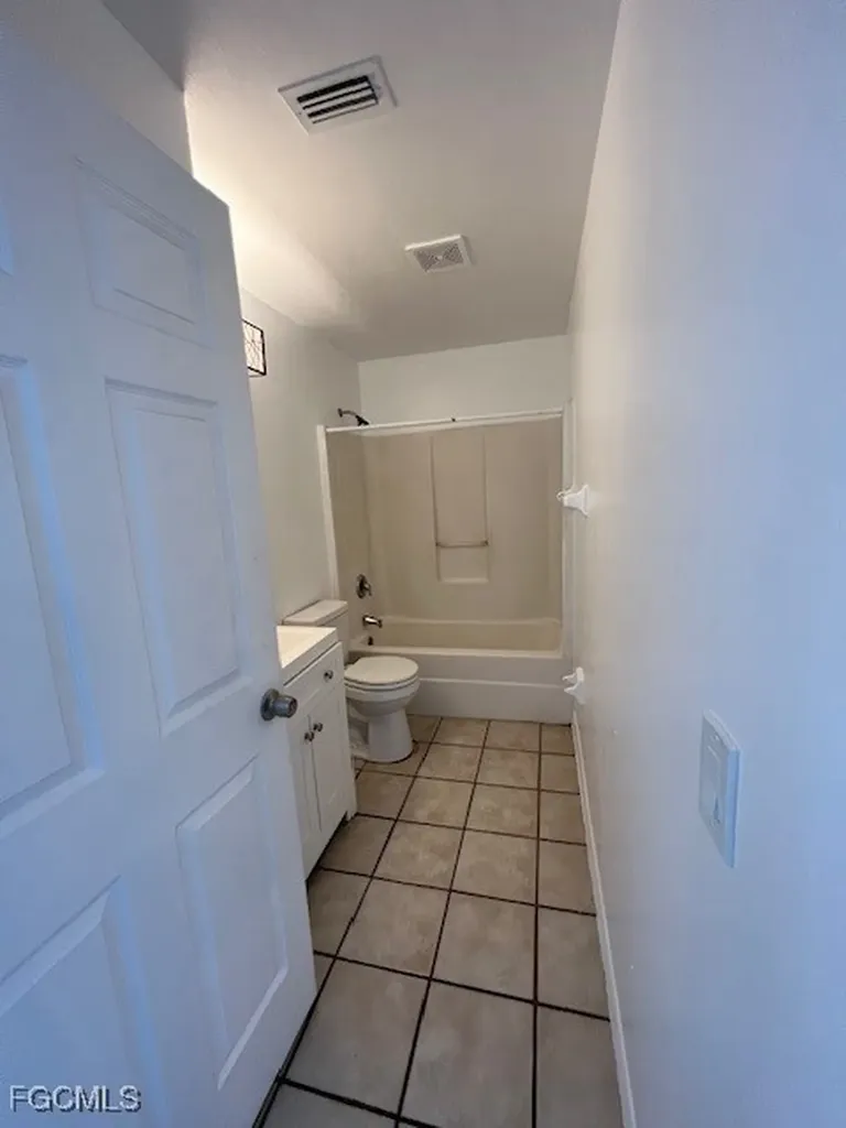 1248 Columbus Boulevard Fort Myers FL 33913