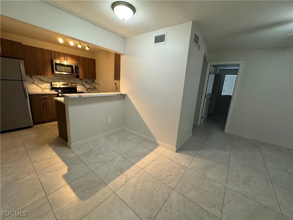 7961 Gladiolus Drive Fort Myers FL 33908