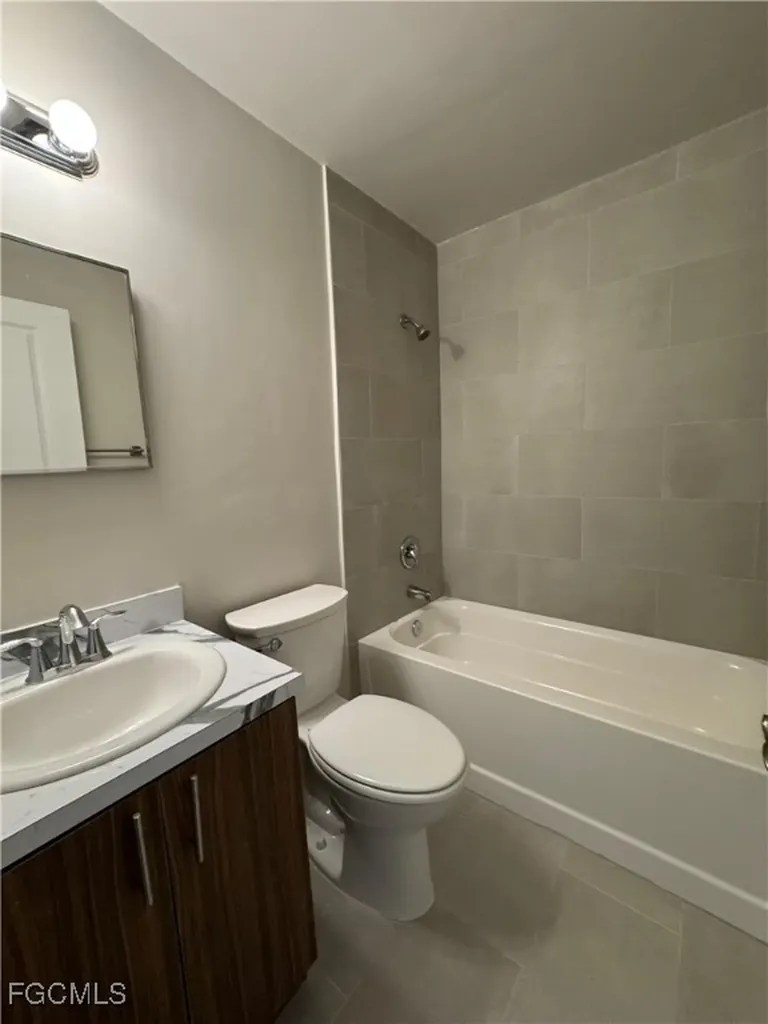7961 Gladiolus Drive Fort Myers FL 33908