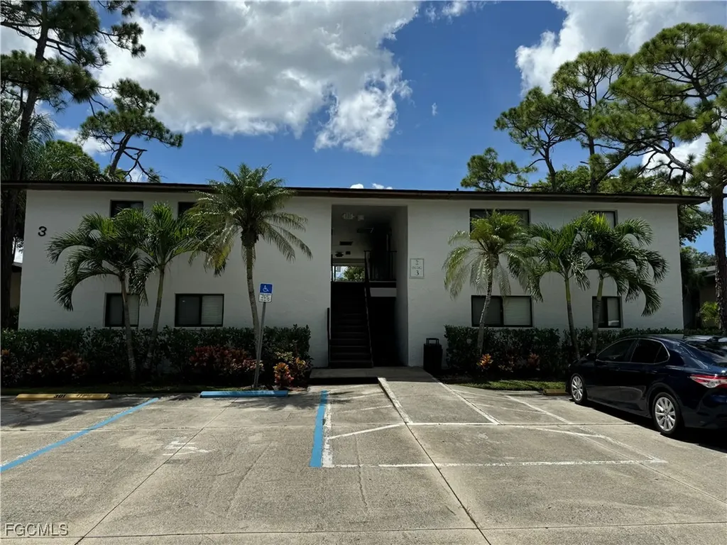 7961 Gladiolus Drive Fort Myers FL 33908