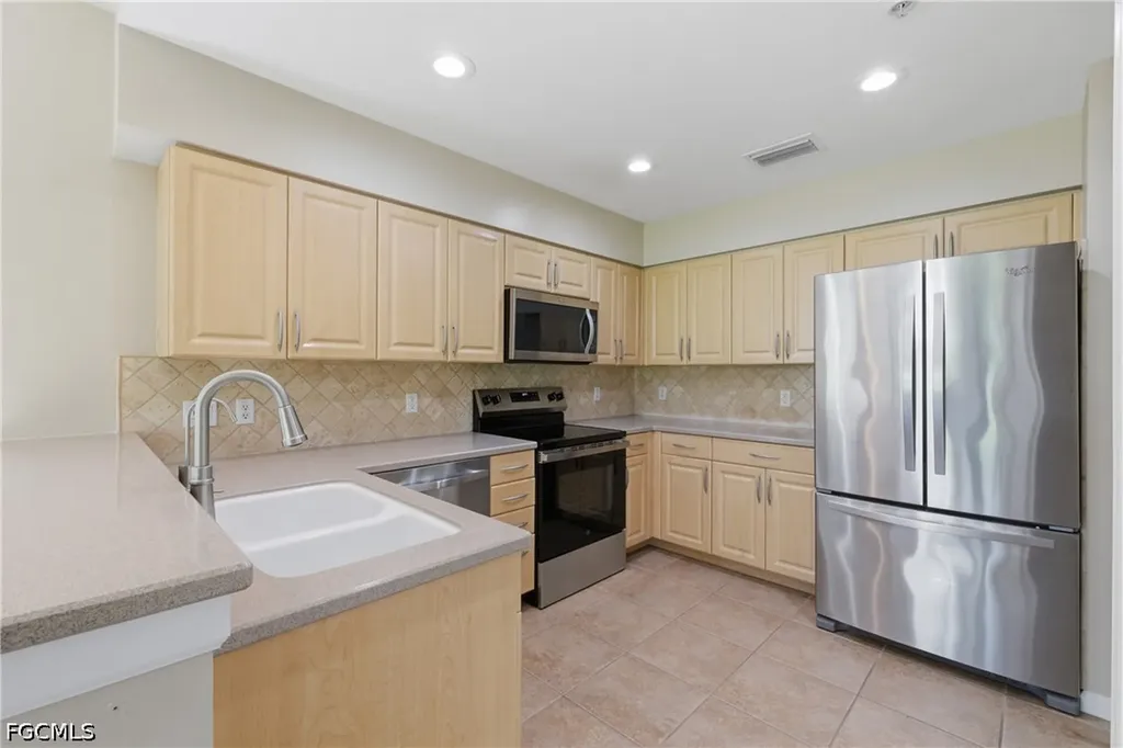 13081 Pebblebrook Point Circle Fort Myers FL 33905