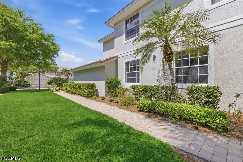 13081 Pebblebrook Point Circle Fort Myers FL 33905