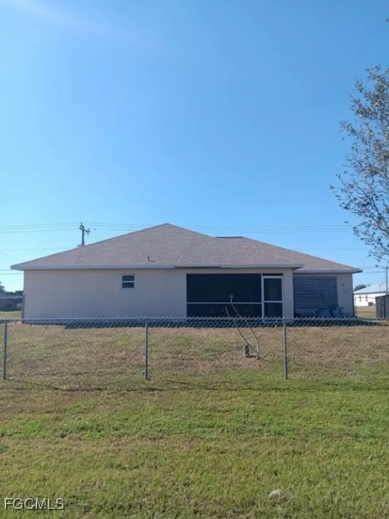1017 Nelson Road N Cape Coral FL 33993