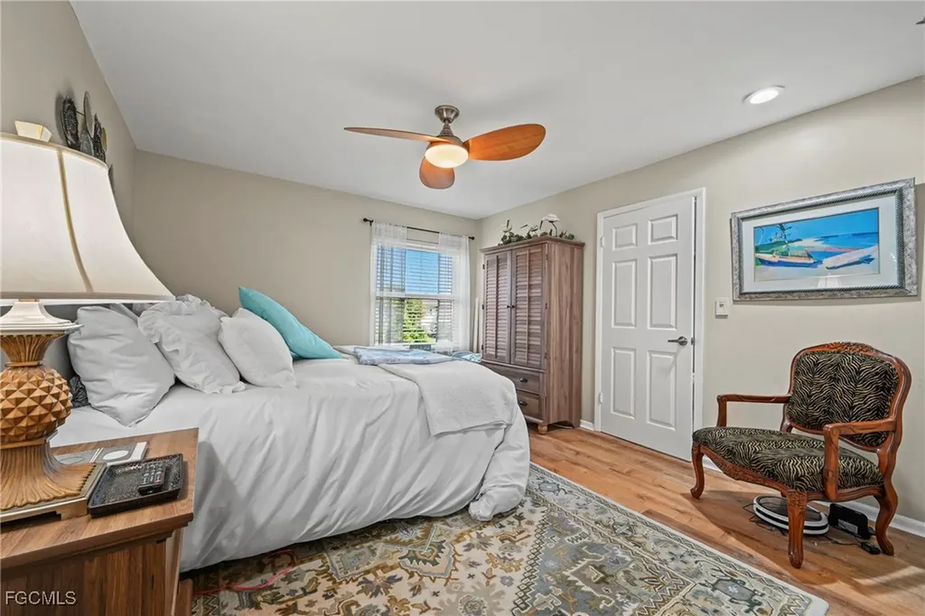 9290 Lake Park Drive Fort Myers FL 33919