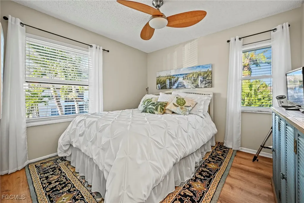 9290 Lake Park Drive Fort Myers FL 33919