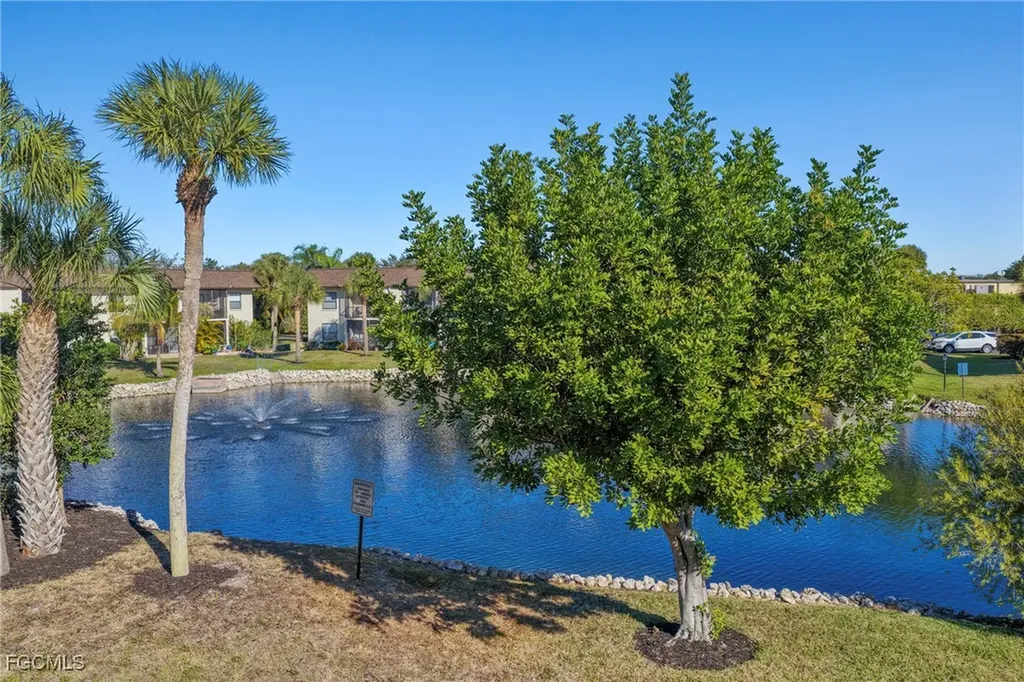 9290 Lake Park Drive Fort Myers FL 33919