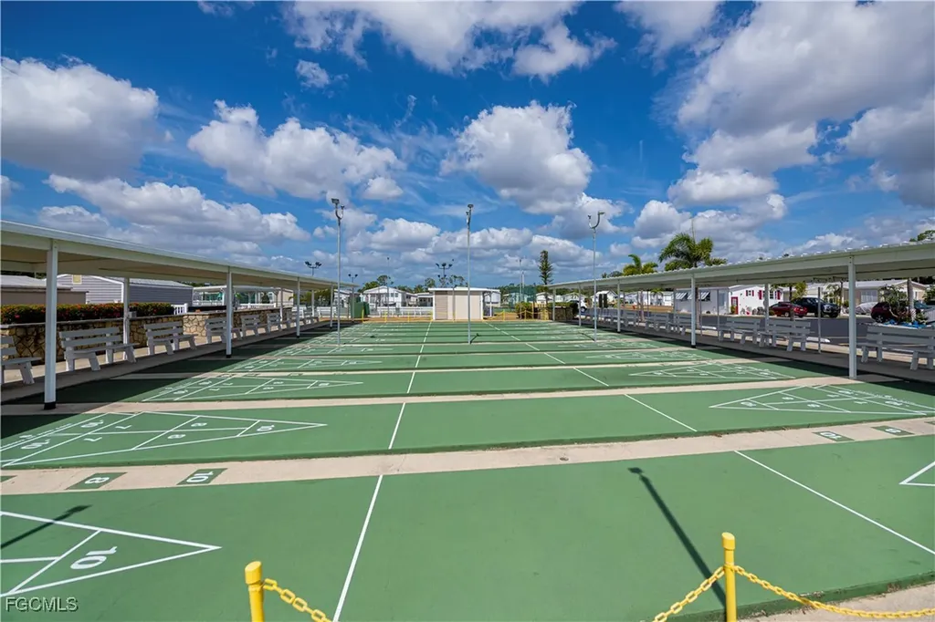 243 Caravan Circle North Fort Myers FL 33903