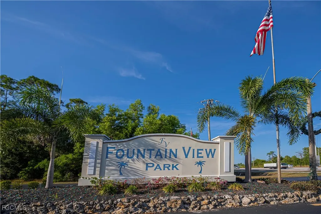 243 Caravan Circle North Fort Myers FL 33903