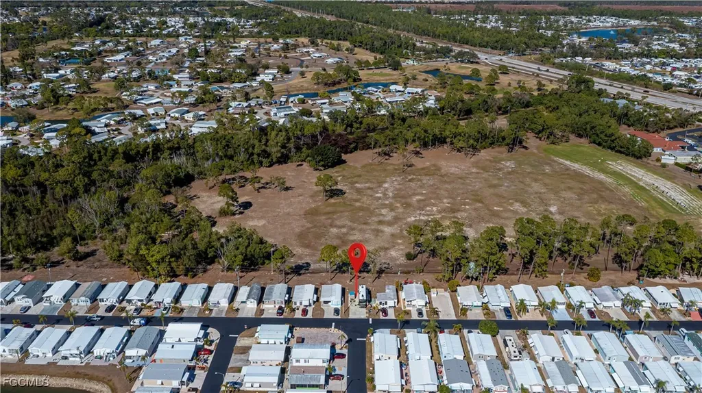 243 Caravan Circle North Fort Myers FL 33903