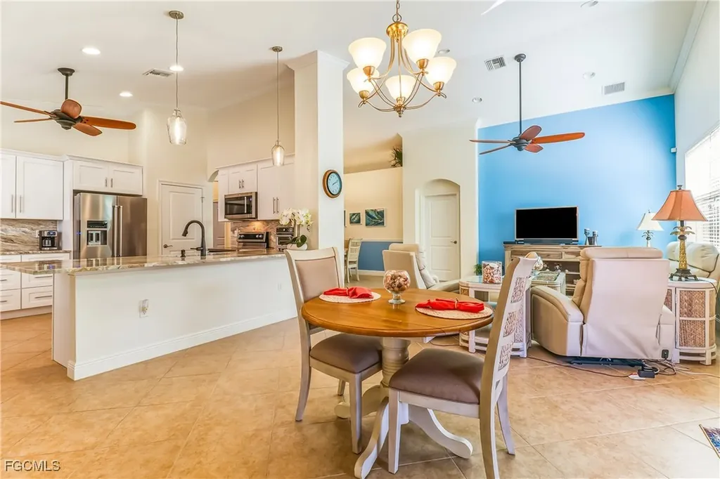 8622 Sumner Avenue Fort Myers FL 33908