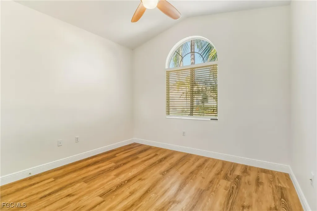 8622 Sumner Avenue Fort Myers FL 33908