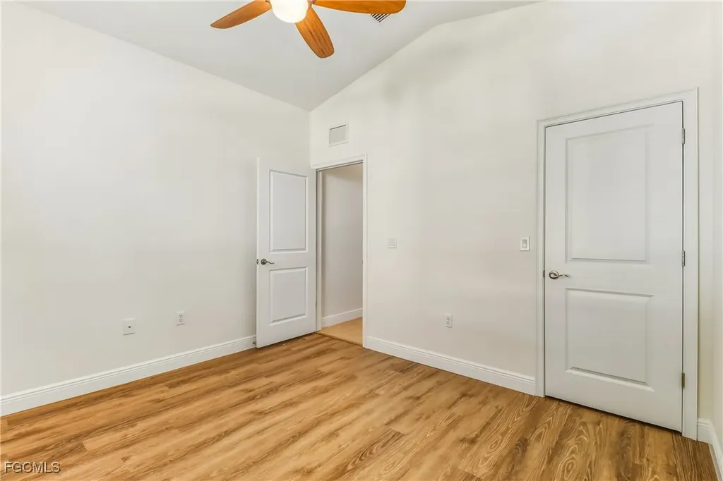 8622 Sumner Avenue Fort Myers FL 33908