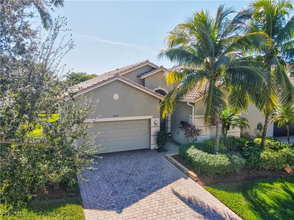 8622 Sumner Avenue Fort Myers FL 33908