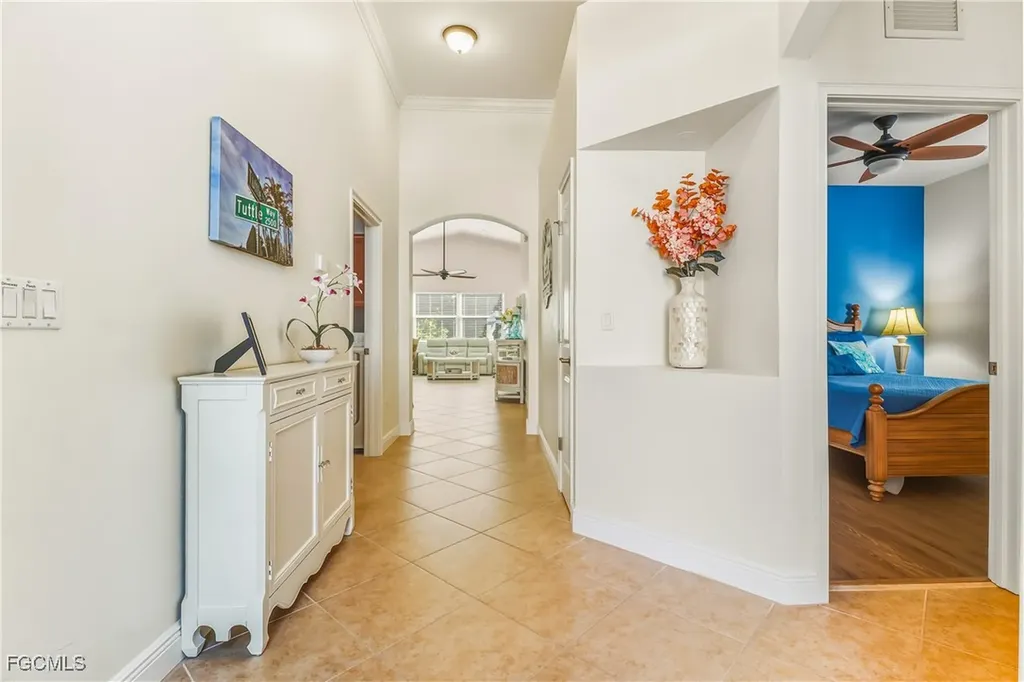 8622 Sumner Avenue Fort Myers FL 33908