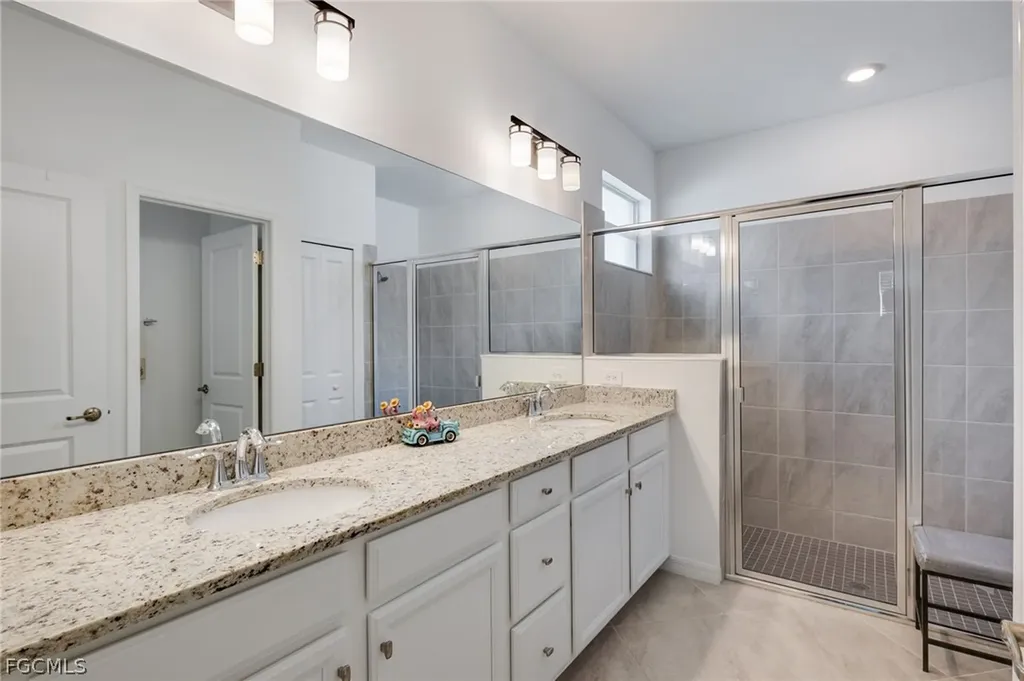 3625 Passion Vine Drive Alva FL 33920