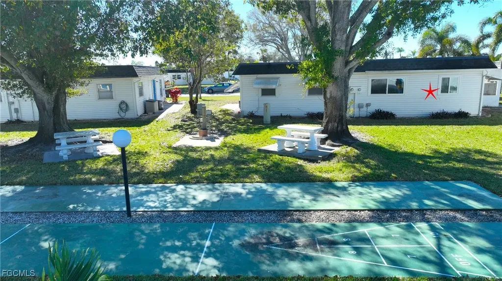 13 Hamlin Court Lehigh Acres FL 33936