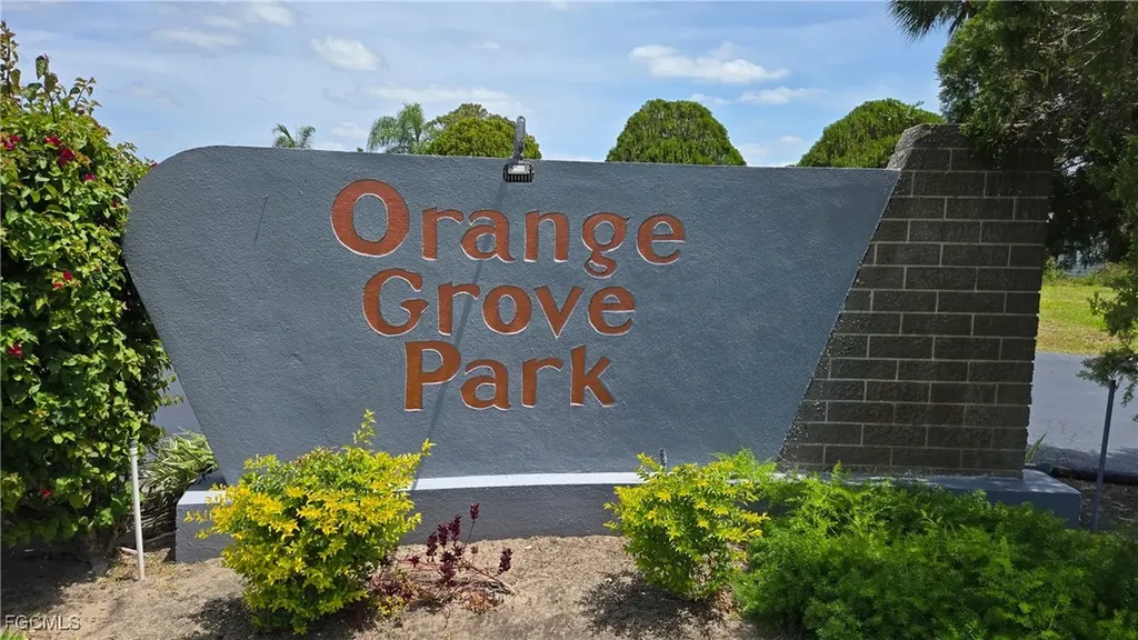 13 Hamlin Court Lehigh Acres FL 33936
