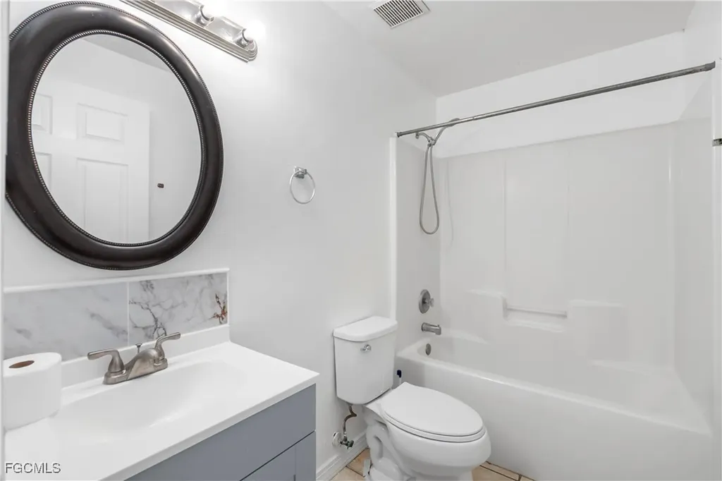 2405/2407 George Avenue S Lehigh Acres FL 33973