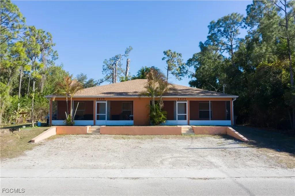 2405/2407 George Avenue S Lehigh Acres FL 33973