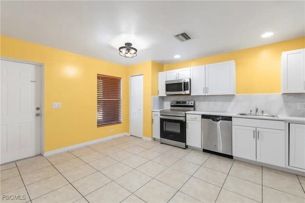 2405/2407 George Avenue S Lehigh Acres FL 33973