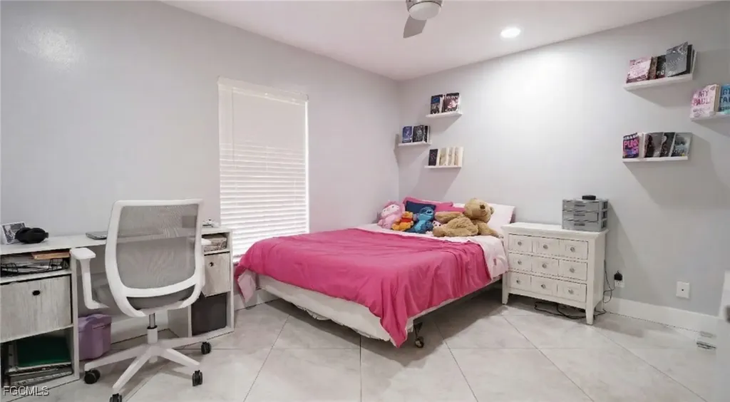 328 SW 19th Terrace Cape Coral FL 33991