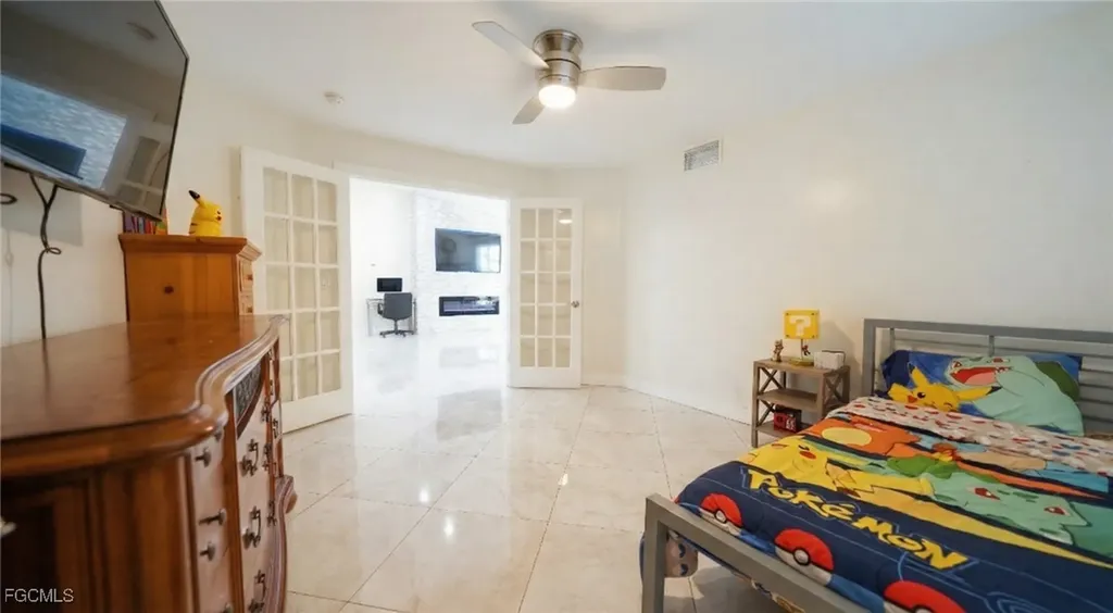 328 SW 19th Terrace Cape Coral FL 33991