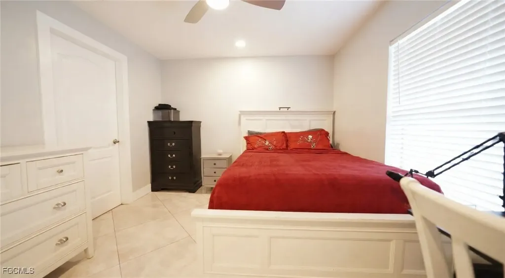 328 SW 19th Terrace Cape Coral FL 33991
