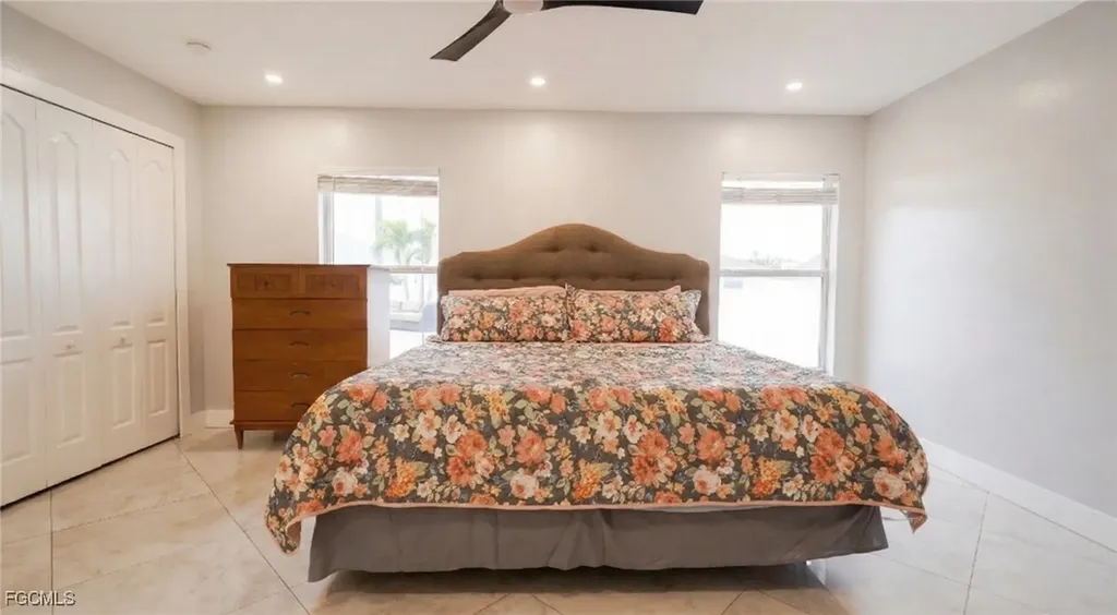 328 SW 19th Terrace Cape Coral FL 33991
