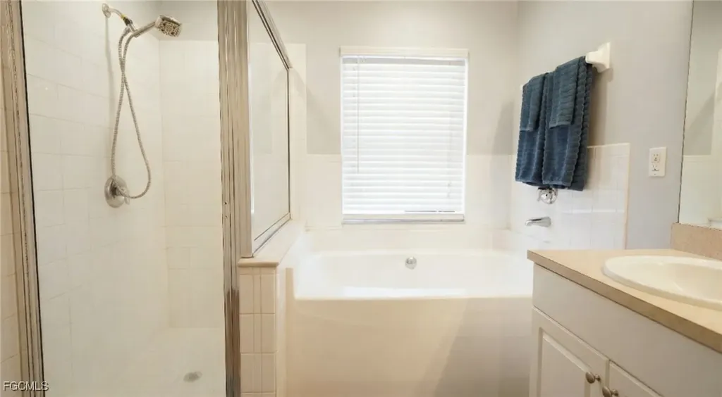 328 SW 19th Terrace Cape Coral FL 33991