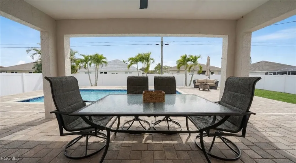 328 SW 19th Terrace Cape Coral FL 33991