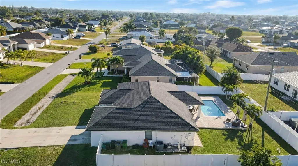 328 SW 19th Terrace Cape Coral FL 33991