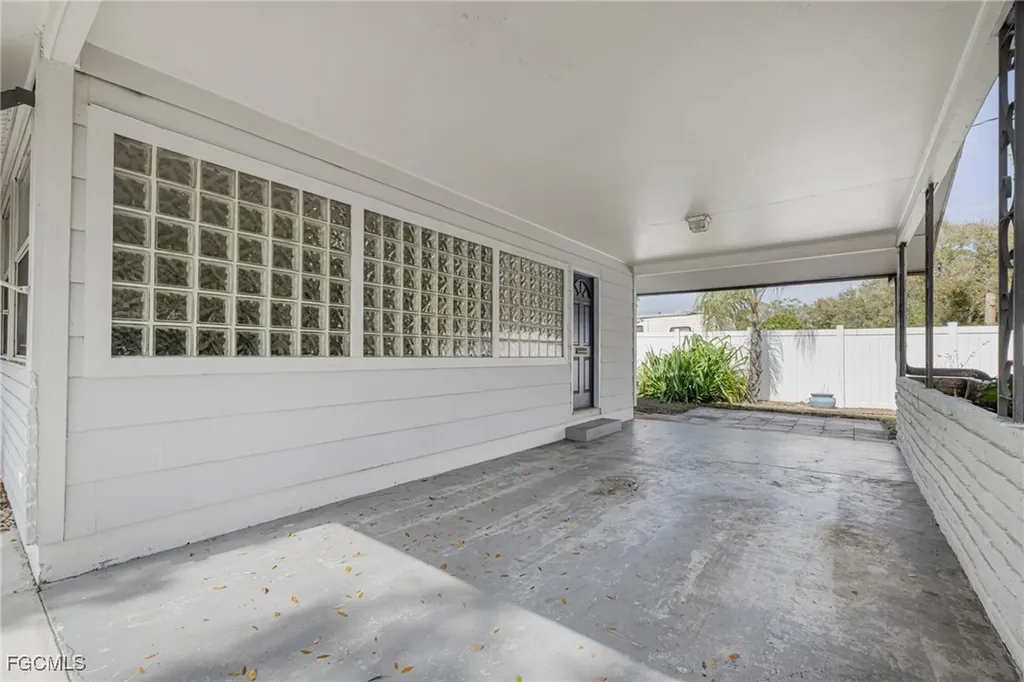 164 Pondella Road North Fort Myers FL 33903