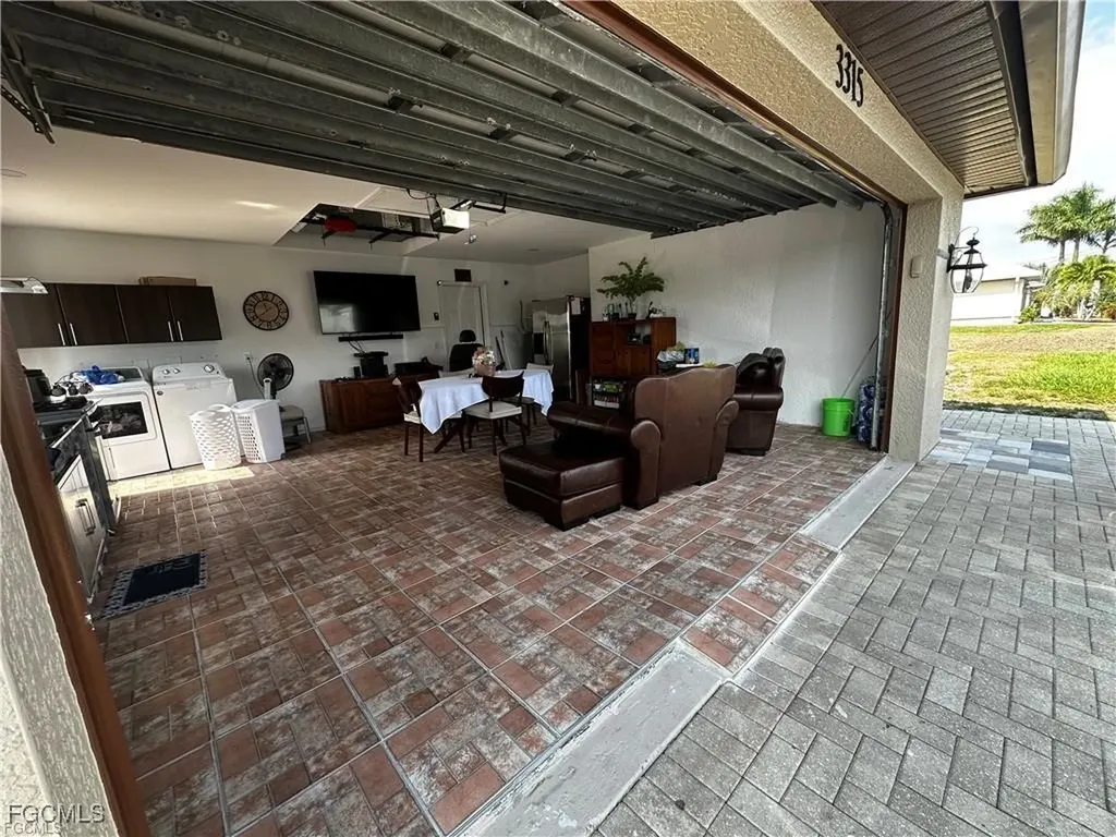 3315 37th Street SW Lehigh Acres FL 33976