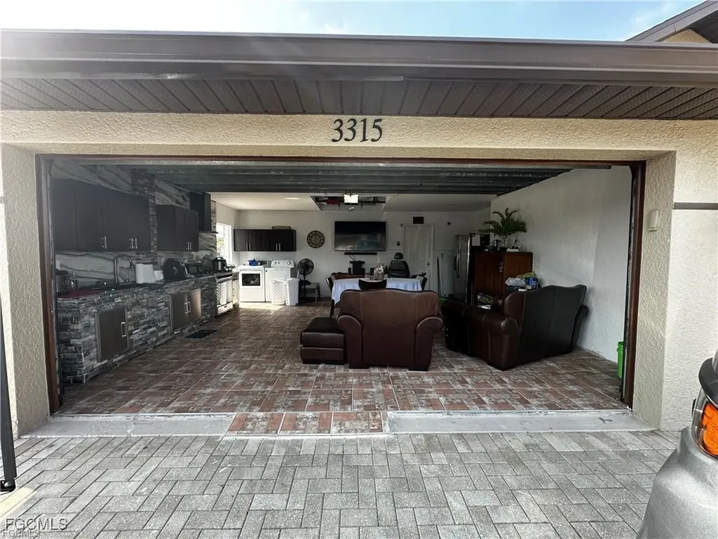3315 37th Street SW Lehigh Acres FL 33976