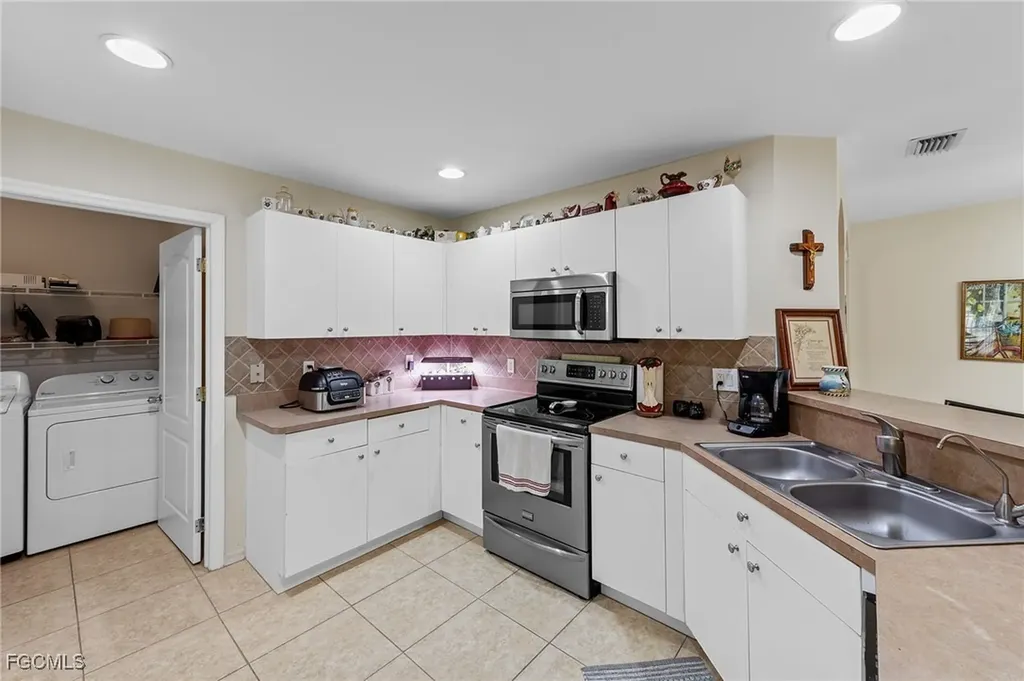 3713 17th Street W Lehigh Acres FL 33971